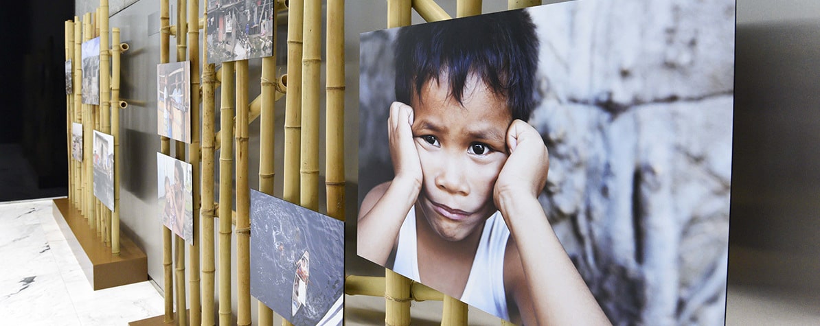 Conoce la realidad de muchos niños en Filipinas