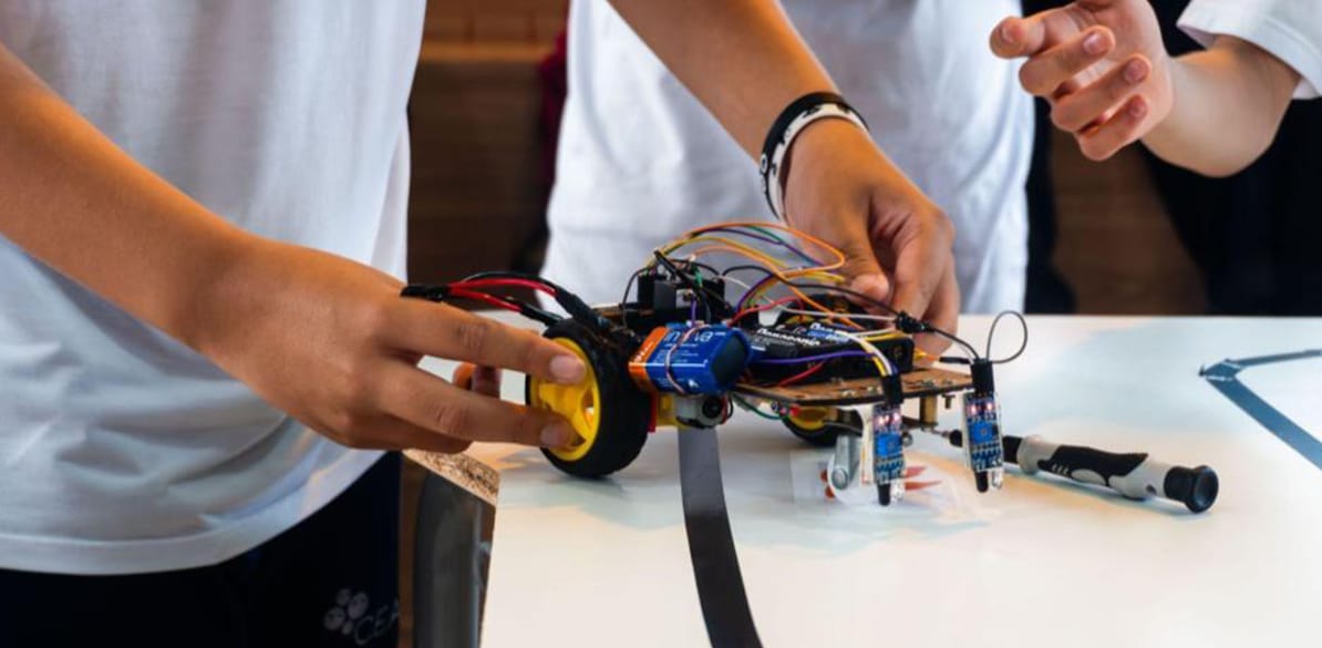 Uno de los proyectos de robótica en los que han trabajado los usuarios de CEAP