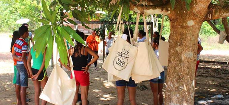 Vaga Lume  consigue que niños y niñas sin recursos accedan a la cultura