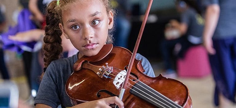 Cultura y educación para que los jóvenes gracias a Ação Comunitária do Brasil