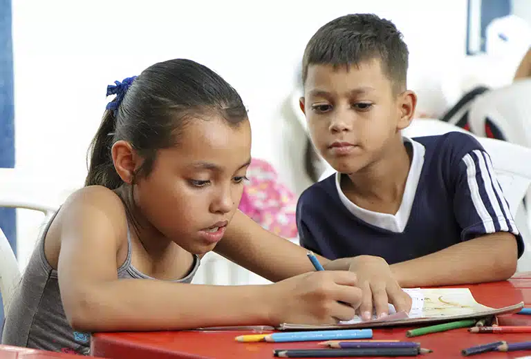 The Terre des Hommes Italia foundation offers comprehensive education to children in Colombia