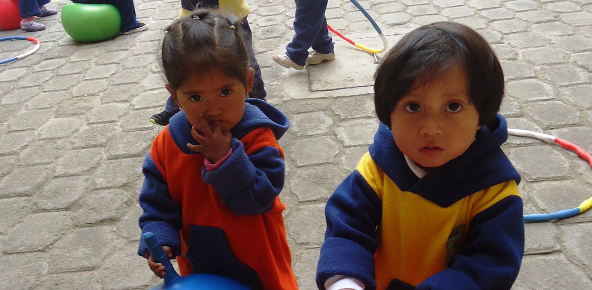 Fundación Sembrar and Cesal offer childcare for children while their mothers are working