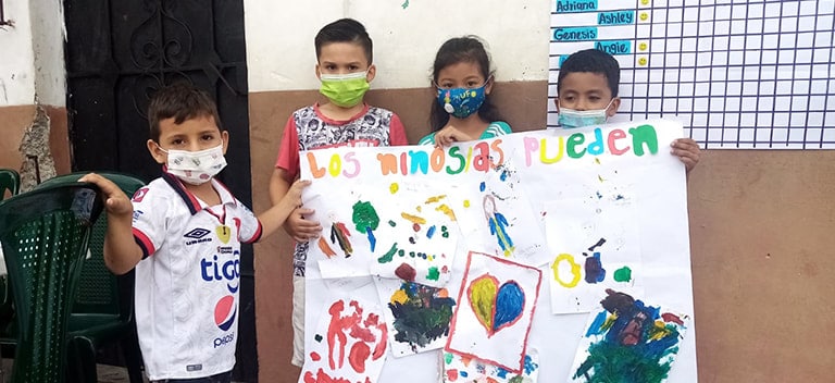 Construyendo espacios de paz para menores en El Salvador Con Fundación CINDE más de 150 niños y adolescentes pueden escapar de la violencia