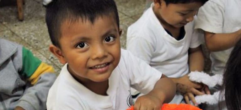 The Futuro Vivo association provides children and families from a marginal neighborhood in Guatemala city with comprehensive care