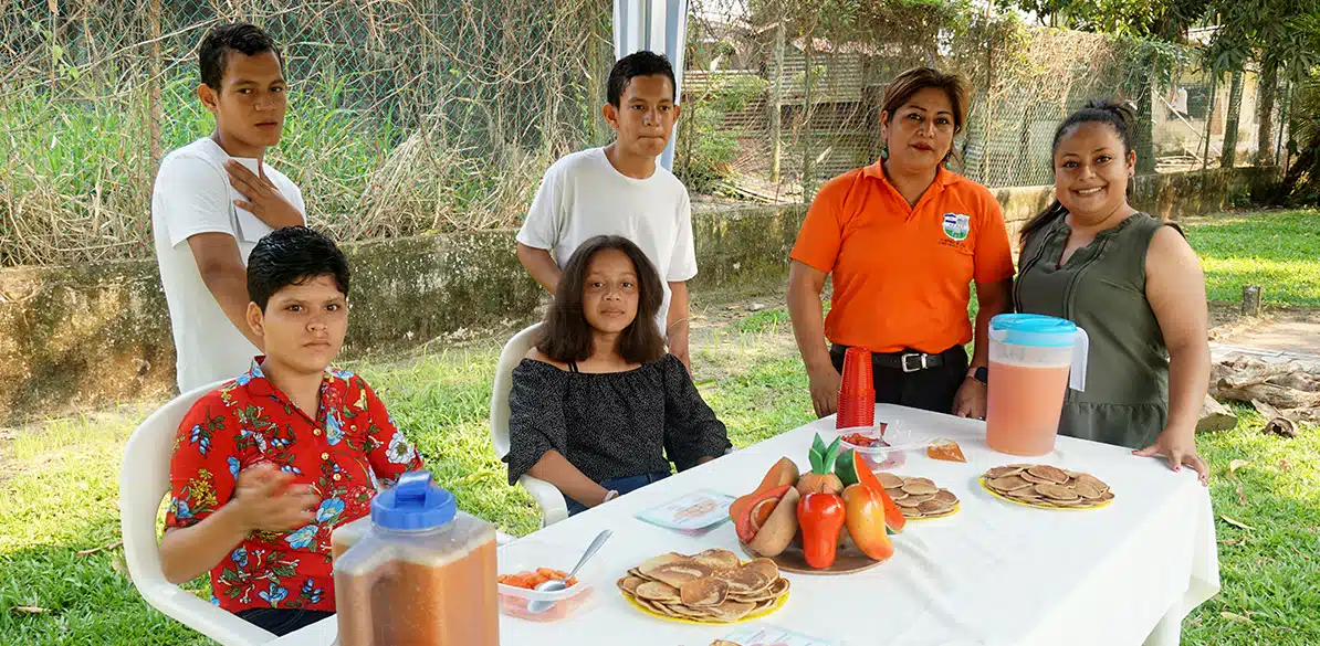 Studying and employment opportunities for young people in Honduras Aldeas Infantiles SOS Honduras accompanies 470 young people in vulnerable situations