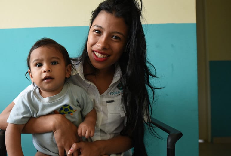 Liberando el potencial de madres adolescentes en Las Claras, Panamá