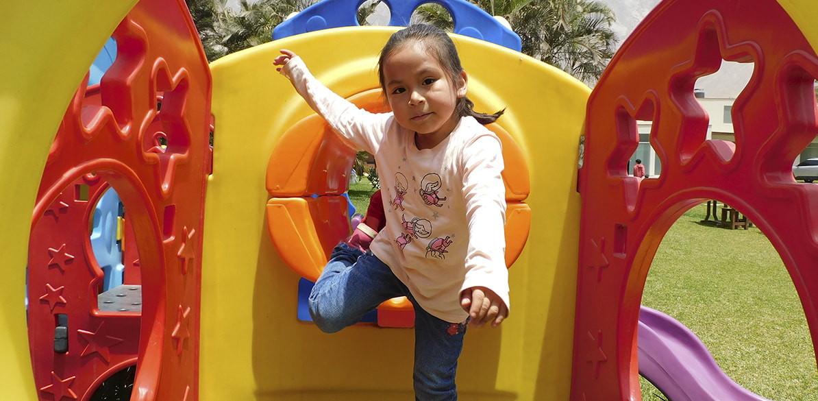 Love and education for underprivileged girls in El Callao, Peru The Casa Hogar Nazareth, part of the Fundación Espro, welcomes 15 vulnerable and adolescent girls