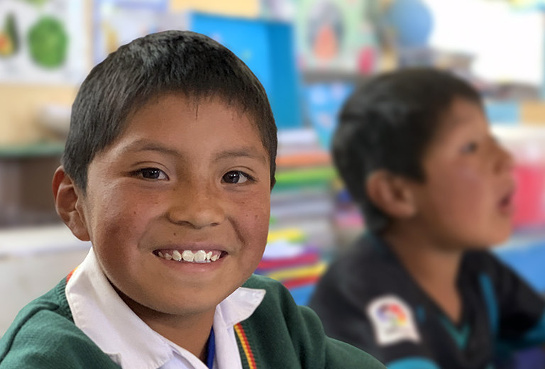 Apes Misiones Rurales mejora la educación de los niños de las aldeas de Perú