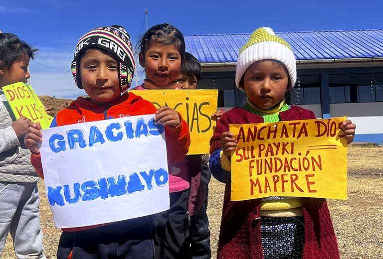 Kusimayo fights anemia and illiteracy in children in Puno, Peru