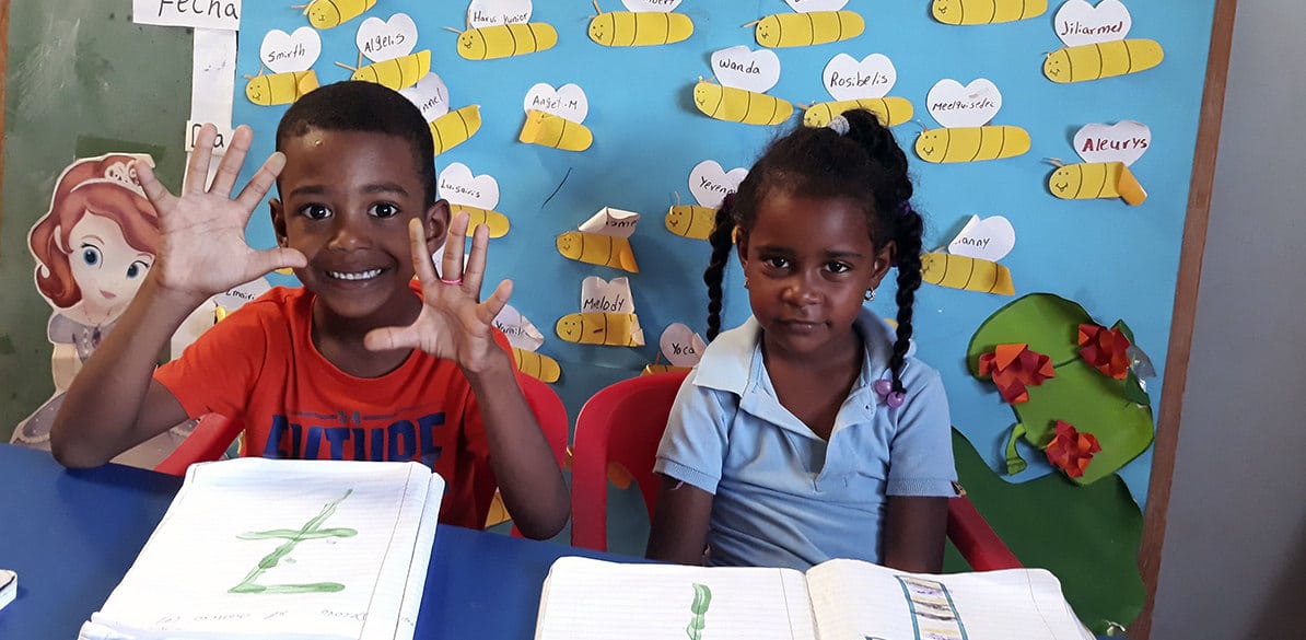 Educación para que 206 niños de la República Dominicana lleguen muy lejos Nuevos Caminos ofrece educación a los niños y niñas en riesgo de exclusión