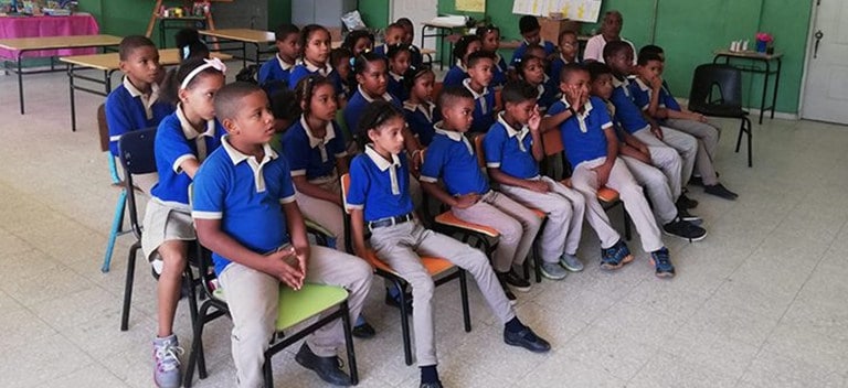 Formar profesores para transformar el país InteRed forma a más de 200 profesores en la educación inclusiva