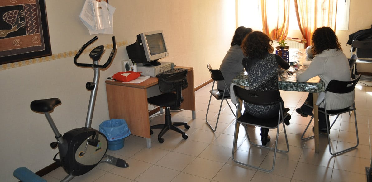 Hogares por el Futuro Gracias a los más de 2.000 euros recibidos las mujeres y los niños de “Hogares para el futuro” podrán disfrutar de bienes de primera necesidad y artículos de limpieza.