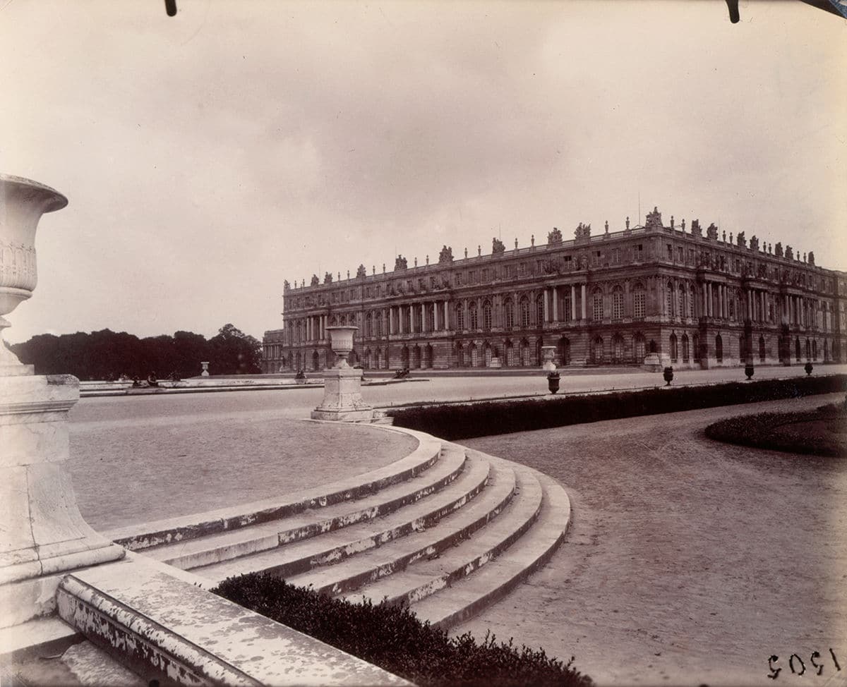 Versailles