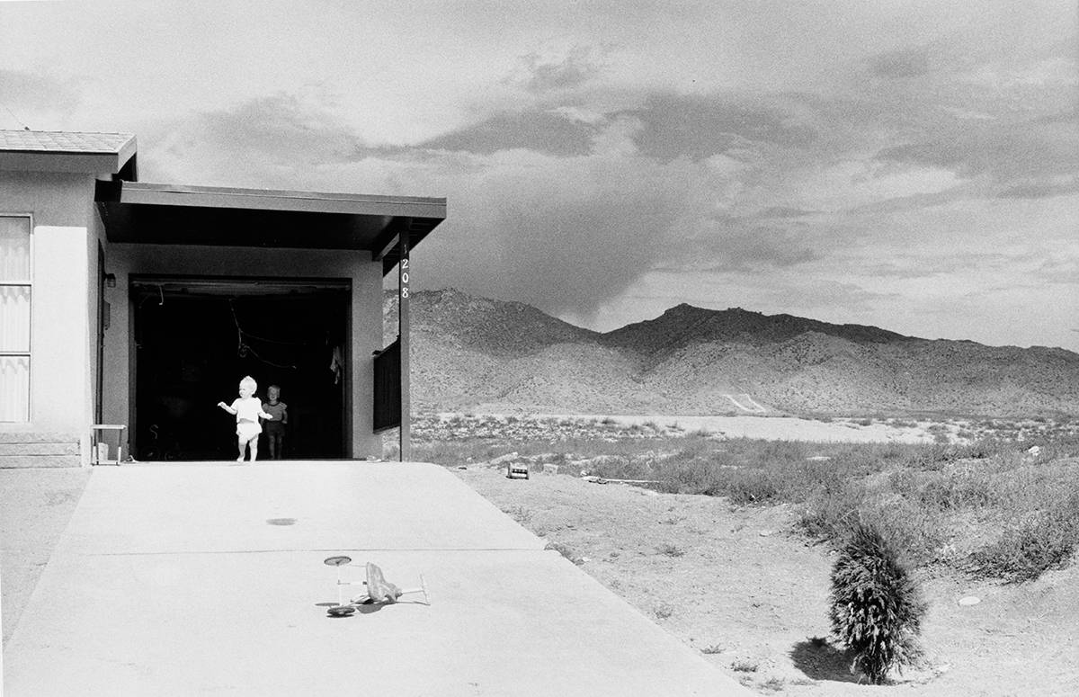 New Mexico © The Estate of Garry Winogrand, courtesy Fraenkel Gallery, San Francisco. © COLECCIONES Fundación MAPFRE