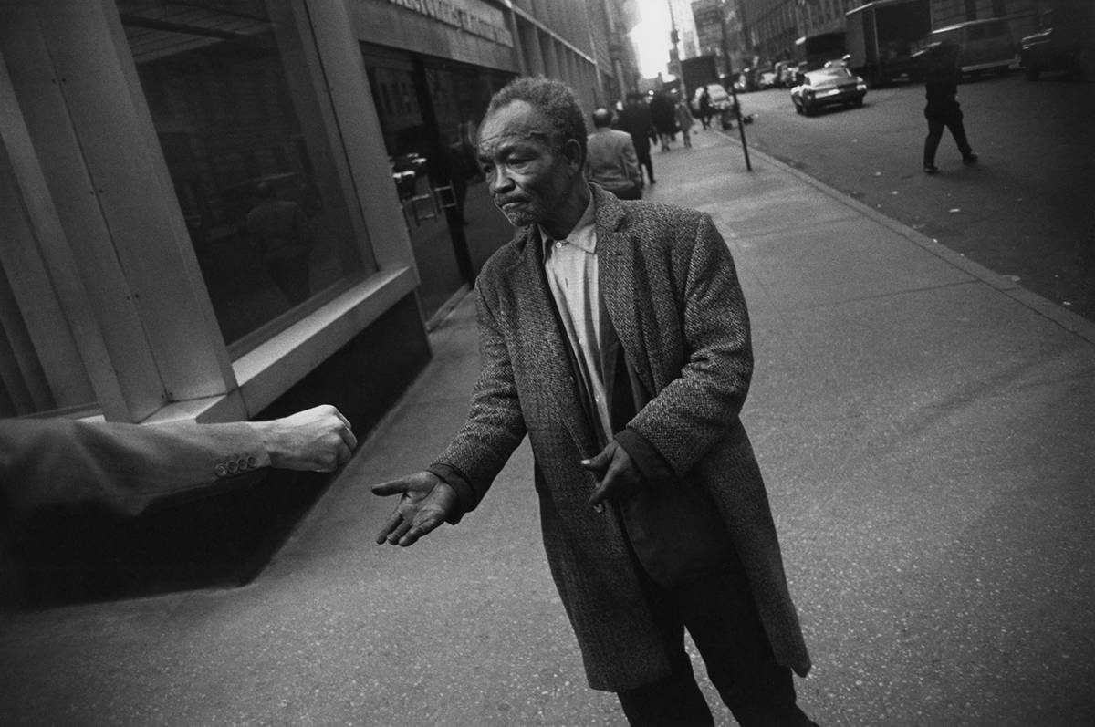 New York, 1968 © The Estate of Garry Winogrand, courtesy Fraenkel Gallery, San Francisco. © COLECCIONES Fundación MAPFRE