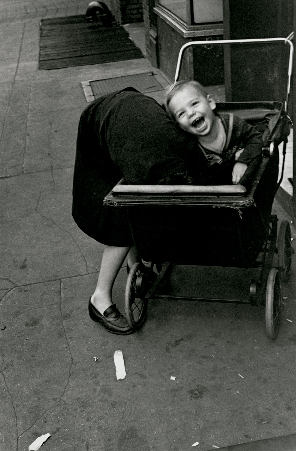 New York © Estate of Helen Levitt. All Rights Reserved. May not be copied without prior written consent © COLECCIONES Fundación MAPFRE