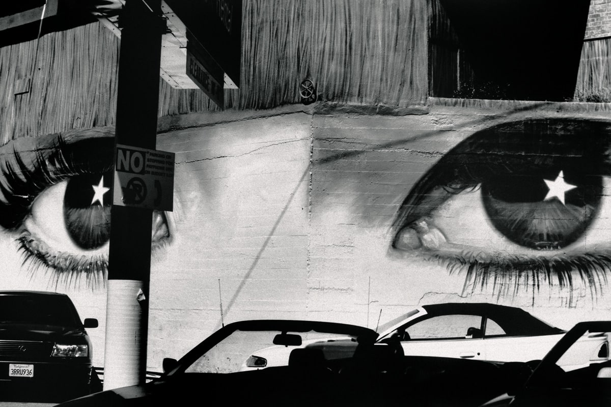 Los ojos sobre el mundo, Hollywood, Los Ángeles, California