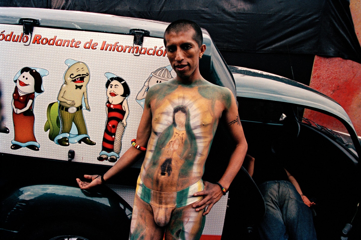 La imagen de la fe, Marcha del Orgullo Gay, Ciudad de México