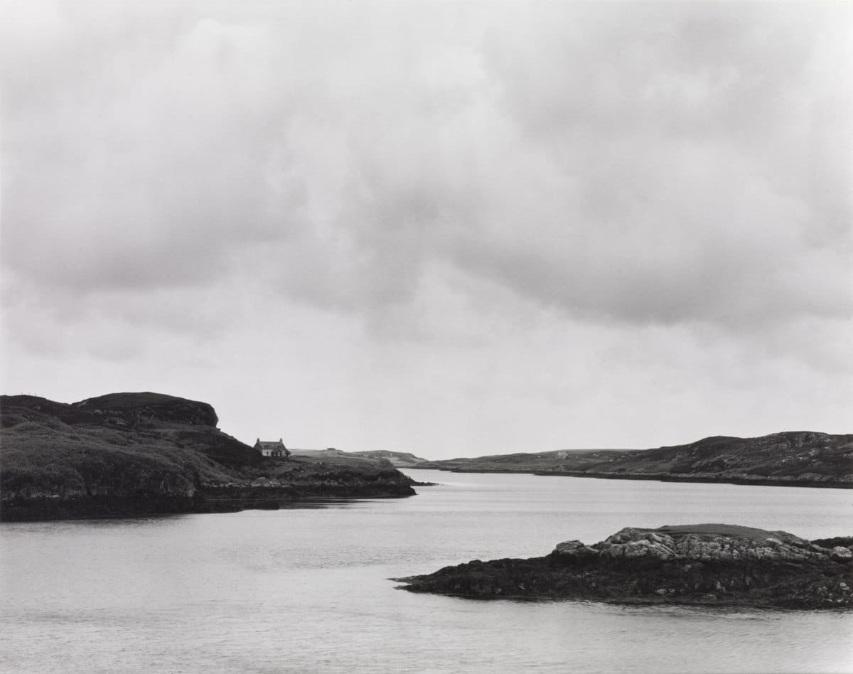 Loch Skiport, Isle of South Uist, Outer Hebrides [Lago Skiport, isla de South Uist, Hébridas Occidentales] © Aperture Foundation, Inc., Paul Strand Archive © COLECCIONES Fundación MAPFRE