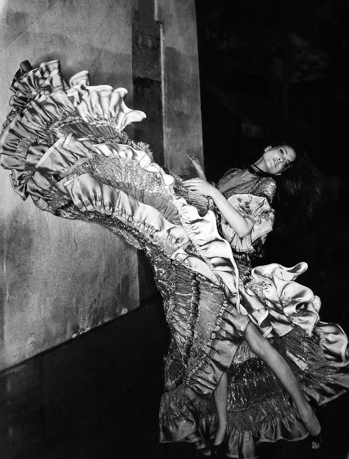 Jean Paul Gaultier. World of fashion. From the sidewalk to the catwalk Transgressions of a fashion maestro