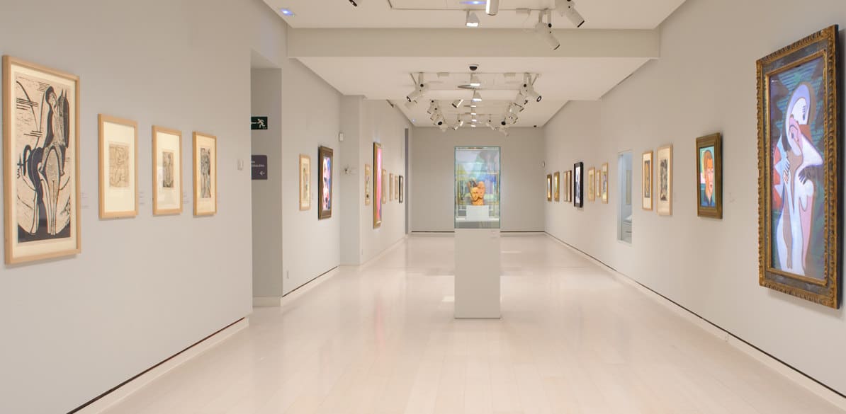 Exhibitions in 2012 Collaborations with major institutions