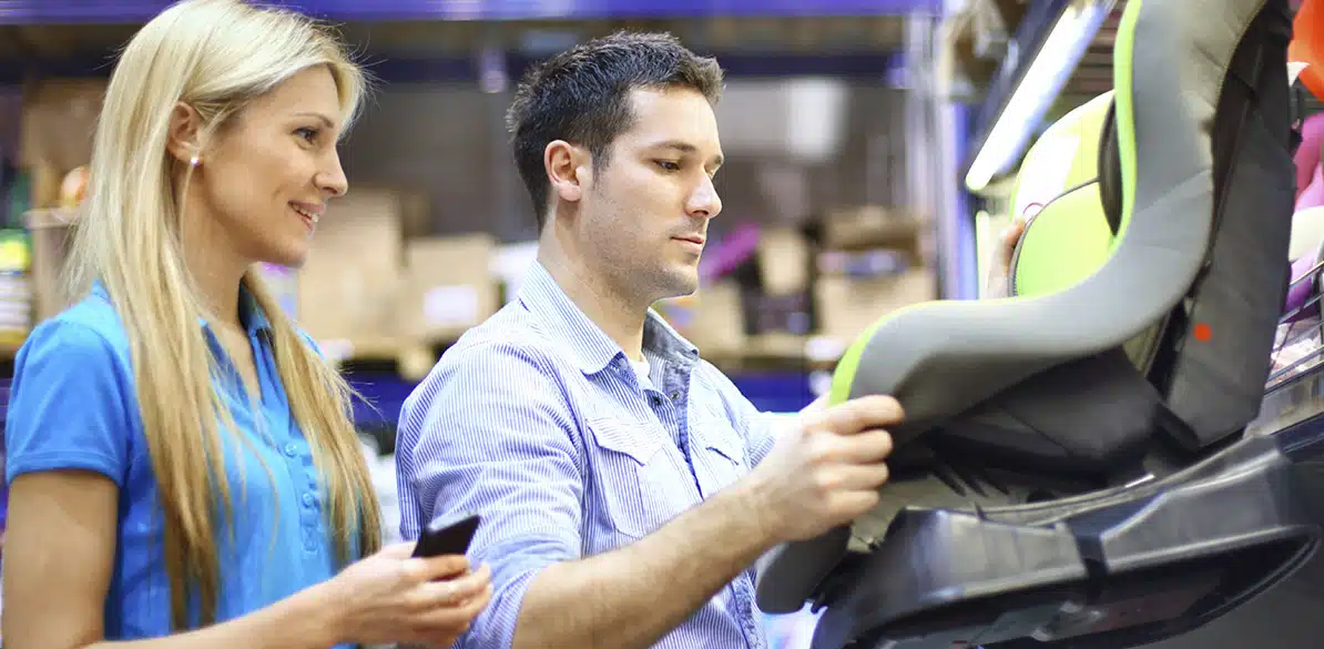 What should you know before you buy a child restraint system? Let the professionals advise you