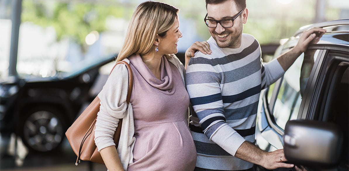 At Fundación MAPFRE we offer some tips to reduce the risk pregnant women may suffer, with a special focus on the use of seat belts