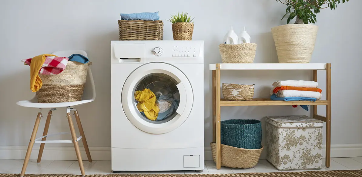 Save electricity by all means – but take care If you use electrical appliances at night, be extra-careful
