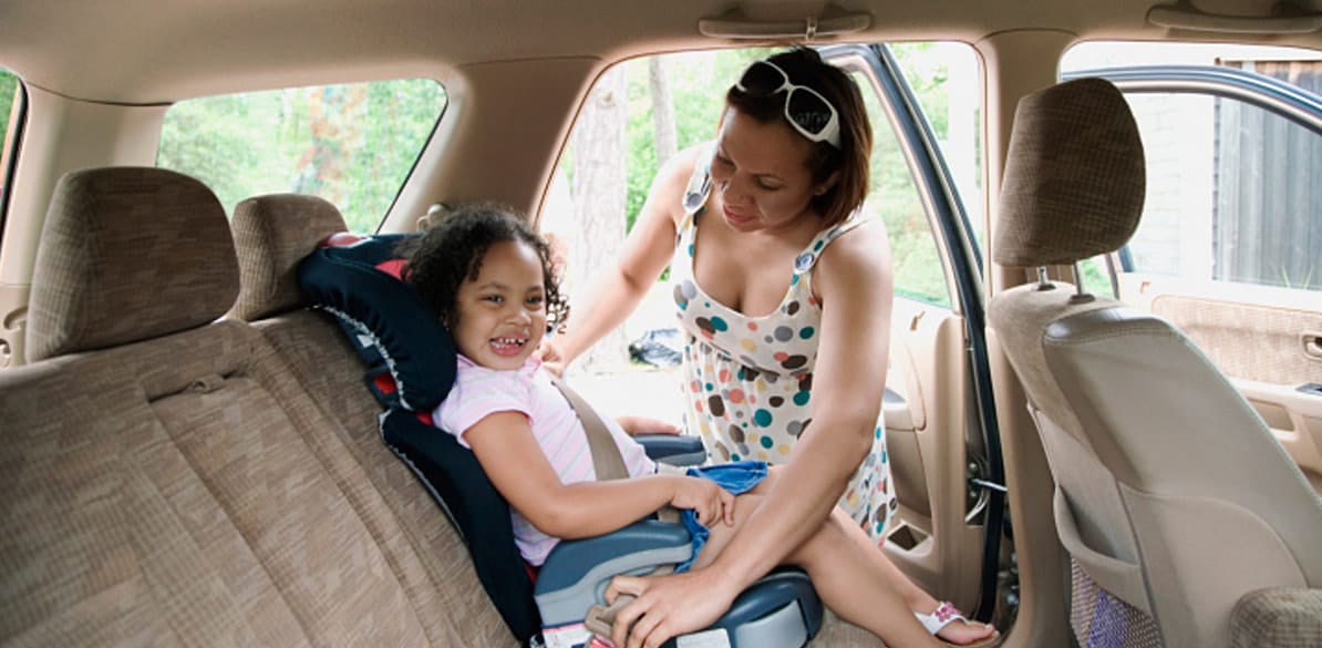 These are the most common mistakes when adjusting a child car seat in the car What mistakes are we referring to?
