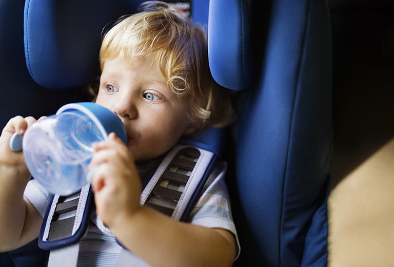The importance of keeping children hydrated on journeys