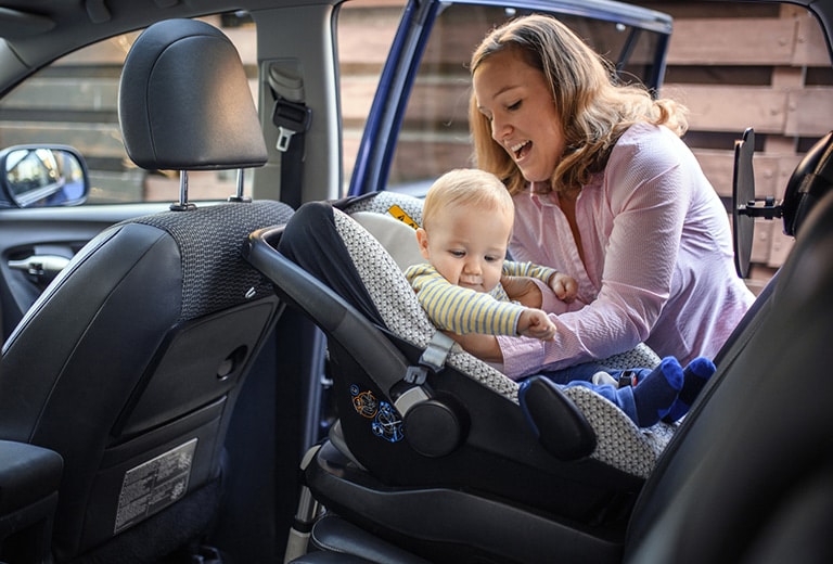 Qué es una silla con sujeción ISOFIX? - Fundación MAPFRE