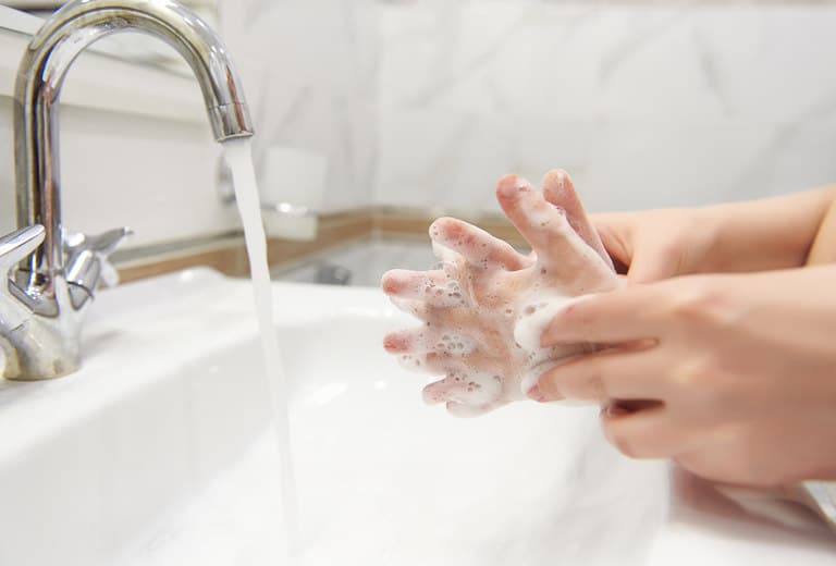 Wash your hands without damaging your skin