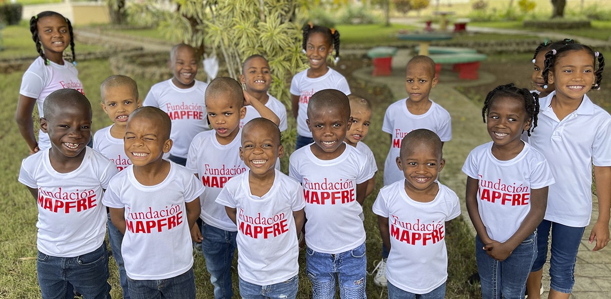 Fundación MAPFRE's collaboration with the NGO Nuestros Pequeños Hermanos has improved the lives of many families