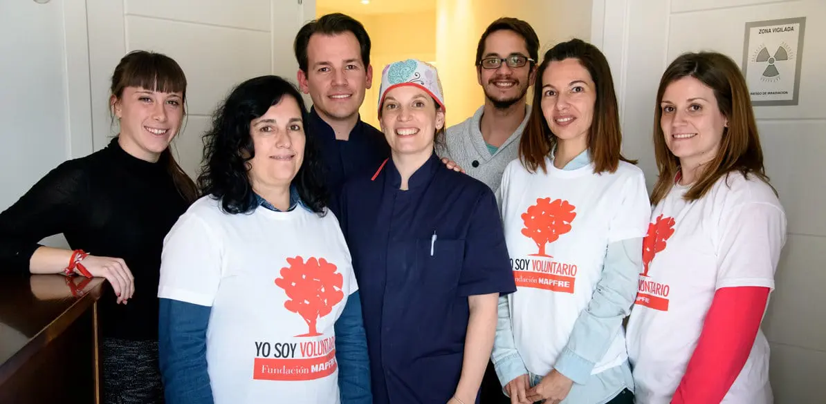 Salud dental para todos Odontólogos voluntarios ponen sus servicios al alcance de familias sin recursos
