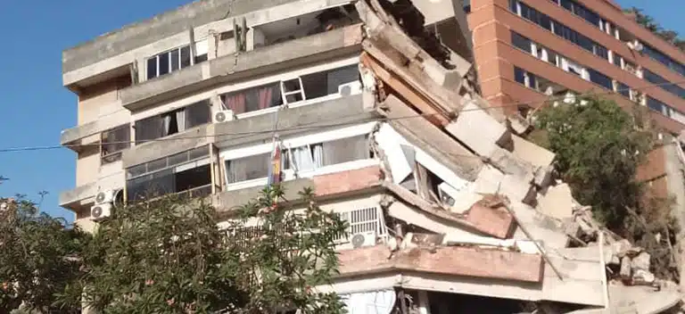 Con los afectados por los terremotos en Venezuela