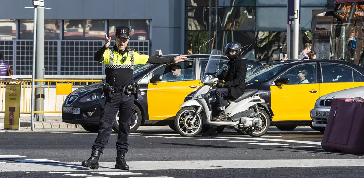 Explicamos el significado de las principales señales de los agentes