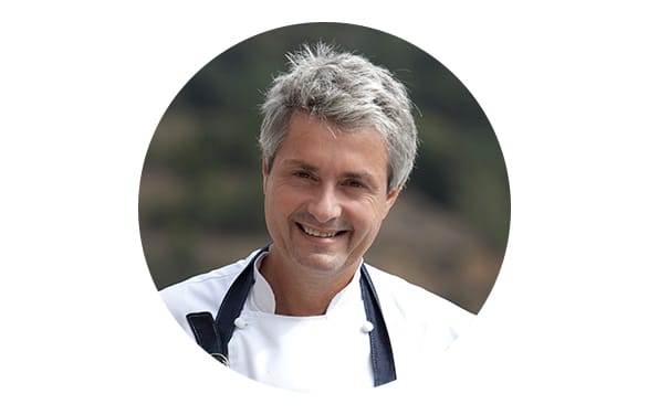 In 1998, he was already running his own restaurant Etxanobe Fernando Canales