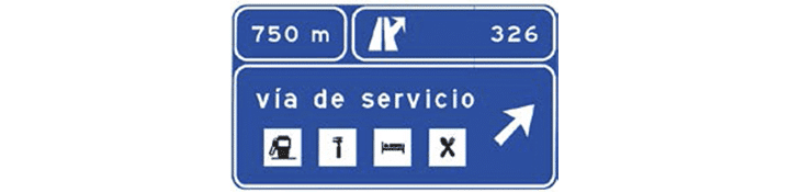 Preseñalización en autopista o autovía de una vía de servicio, con salida compartida
