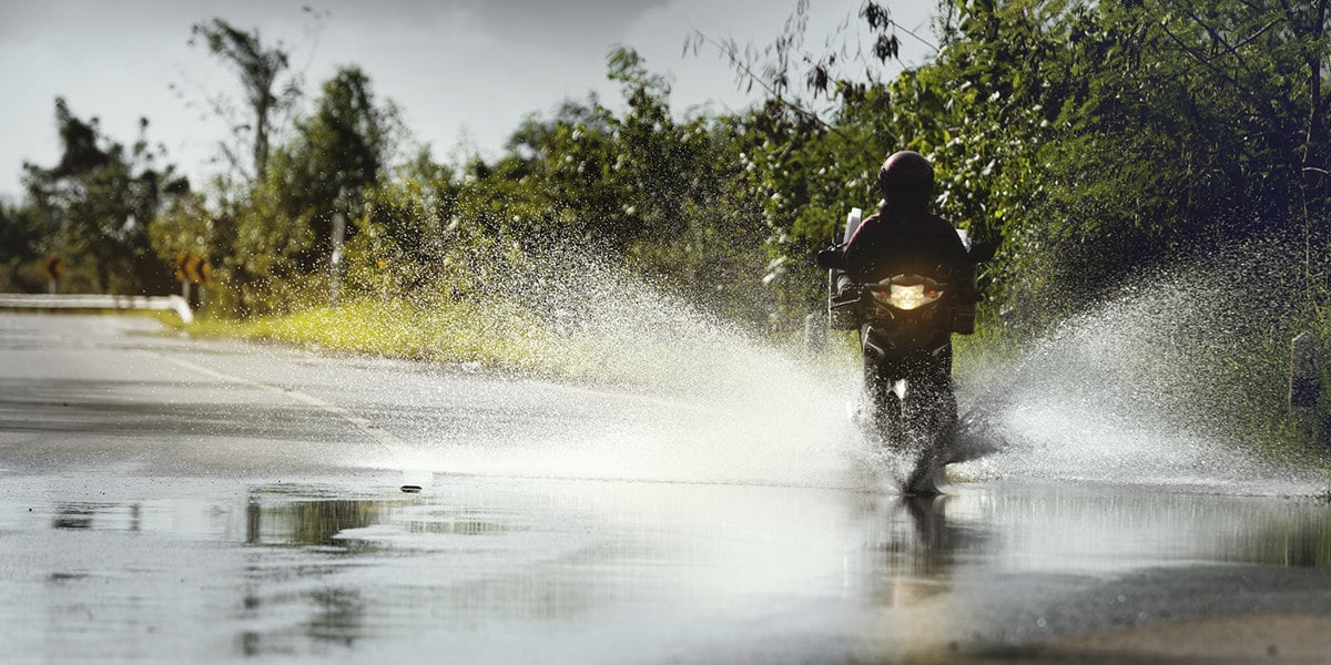 Equipamiento básico contra la lluvia Fundación MAPFRE