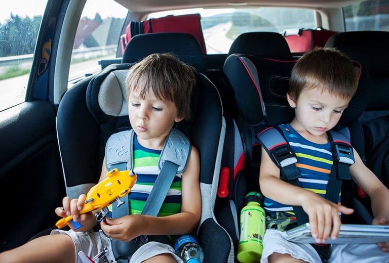 Recommendations for traveling with children in vehicles