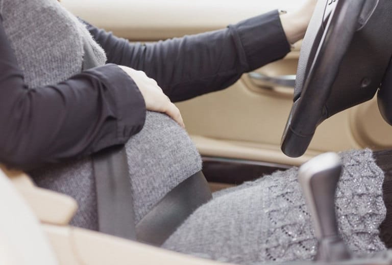 Cambios anatómicos y fisiológicos que se producen durante el embarazo y su influencia en la conducción de vehículos