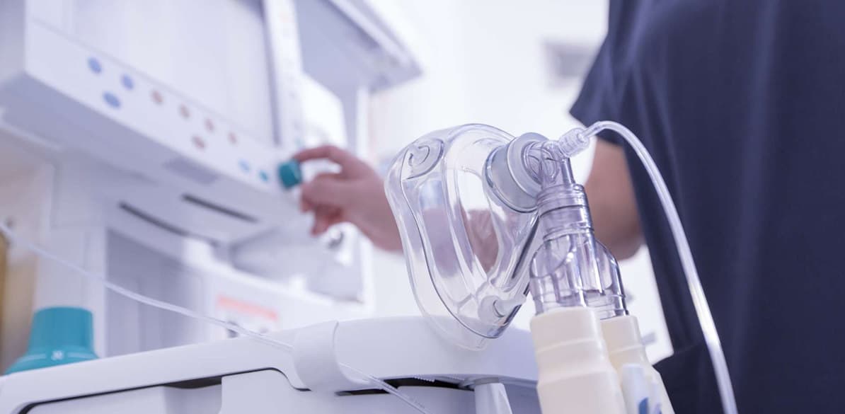 Bronquitis crónica, enfisema, obstrucción de las vías respiratorias, y sus recomendaciones al volante Se caracteriza por tos y expectoración mucosa traqueobronquial durante tres meses al año