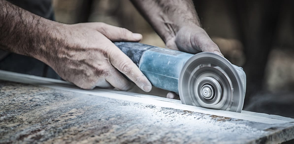 Occupational pneumopathies, acute respiratory failure, and their impact in driving Occupational pneumopathies are pulmonary diseases related directly to the inhalation of various substances in the professional environment