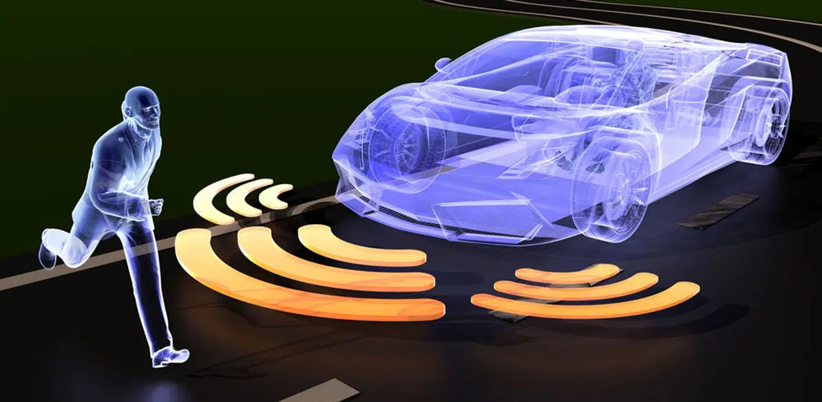 Autonomous emergency braking Cameras, radars and sensors to avoid the risk of collision.