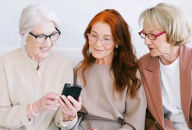 VIVMAIS Vivmais is a technological care startup that aims to achieve social integration for the elderly by creating a care system that promotes active ageing