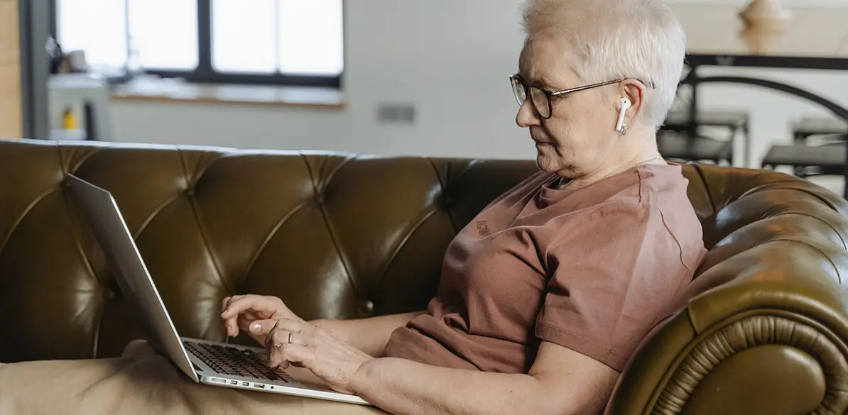 Longevity The significant increase of longevity in a decade in which "diversity and experience prevail over skills"