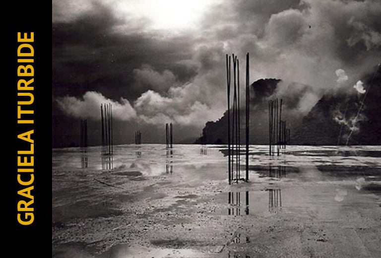 Graciela Iturbide Te presentamos la obra de la fotógrafa mexicana Graciela Iturbide a través de este catálogo que recoge las obras de la exposición que tuvo lugar en 2009 en nuestra sala
