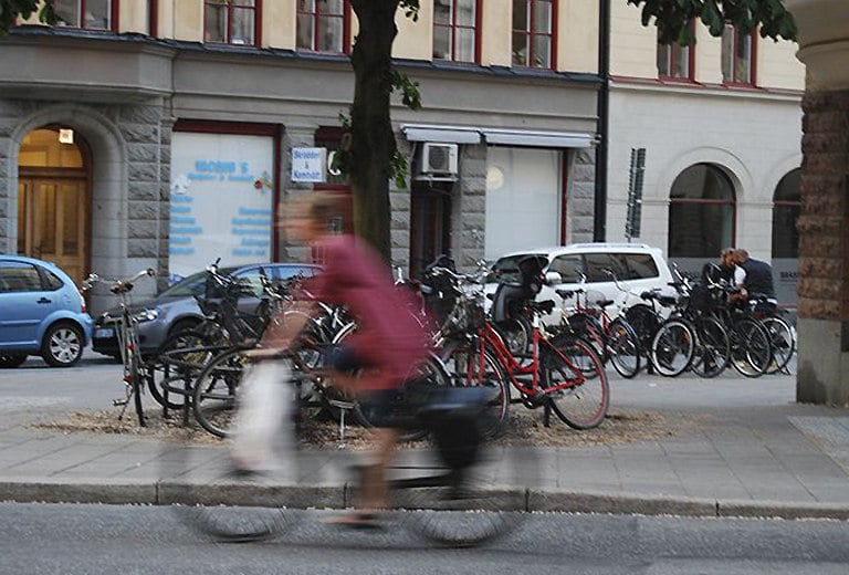 La atención en la conducción: ciclistas invisibles para los conductores