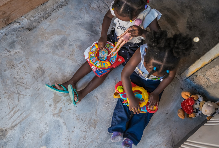 100 mil Pisos Para Jugar, el programa que sustituye suelos de tierra por hormigón en los hogares vulnerables, Premio al Mejor Proyecto por su Impacto Social