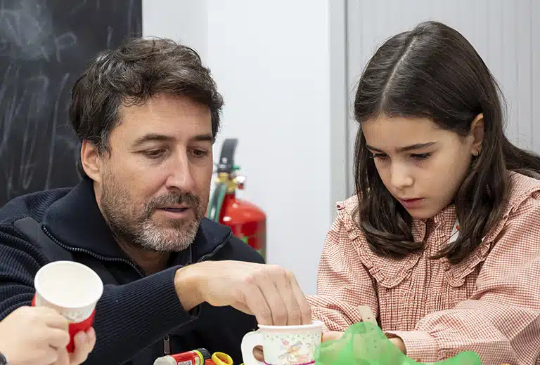 Visitas-Taller para Familias Las visitas-taller para familias se organizan en franjas de edad